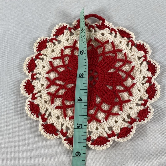 Doily mixed lot. Christmas valentine red kitchen cottage farmhouse Victorian - Picture 2 of 5